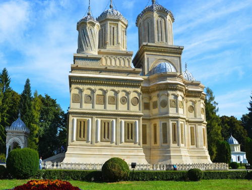 Manastirea Curtea de Arges Romania